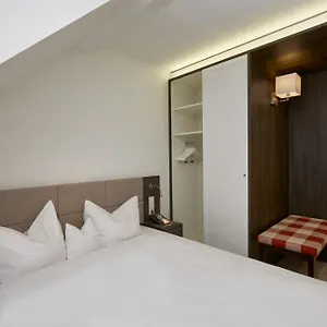 H+ 4*, Нюрнберг Германия